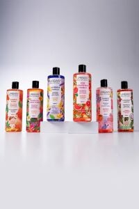 Urban Care Pink Grapefruit & Pomelo Canlandırıcı Ve Nemlendirici Duş Jeli 500 ml
